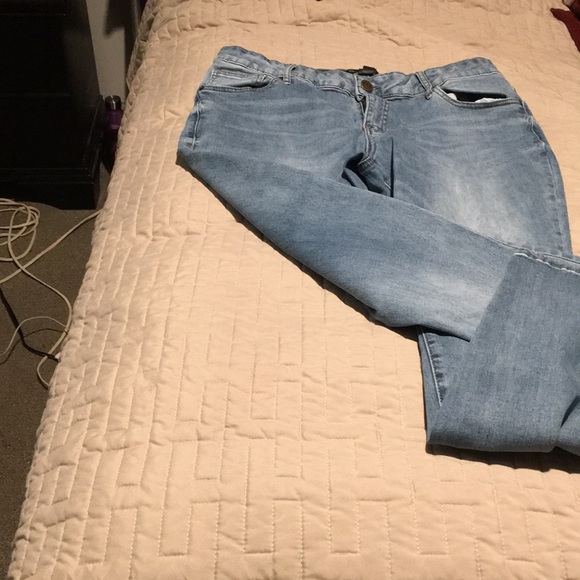 Ladies jeans - Picture 3 of 3